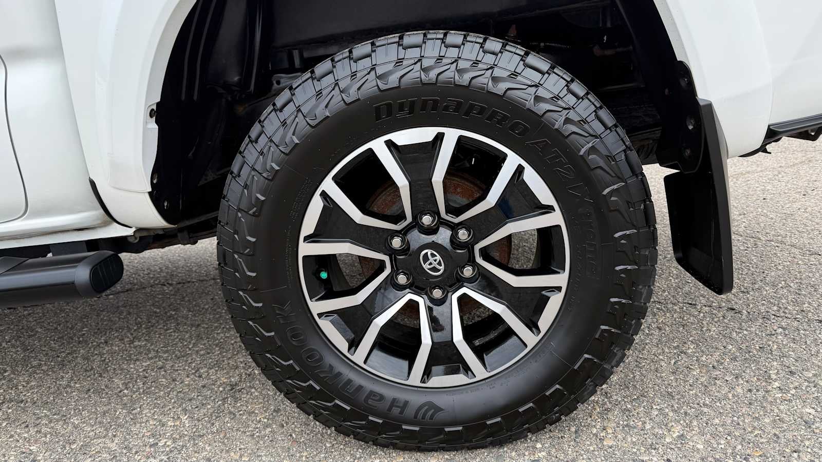 2022 Toyota Tacoma 4WD SR
