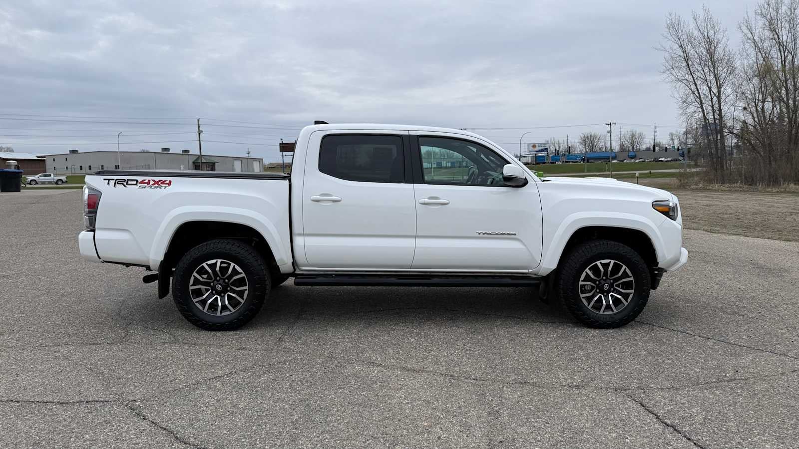 2022 Toyota Tacoma 4WD SR