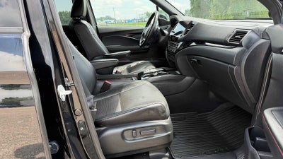2022 Honda Pilot Black Edition