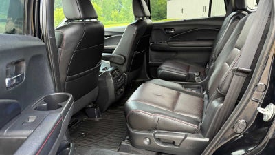 2022 Honda Pilot Black Edition
