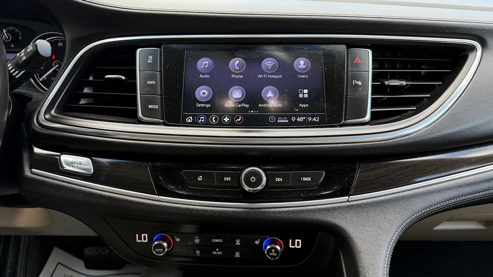 2020 Buick Enclave Essence
