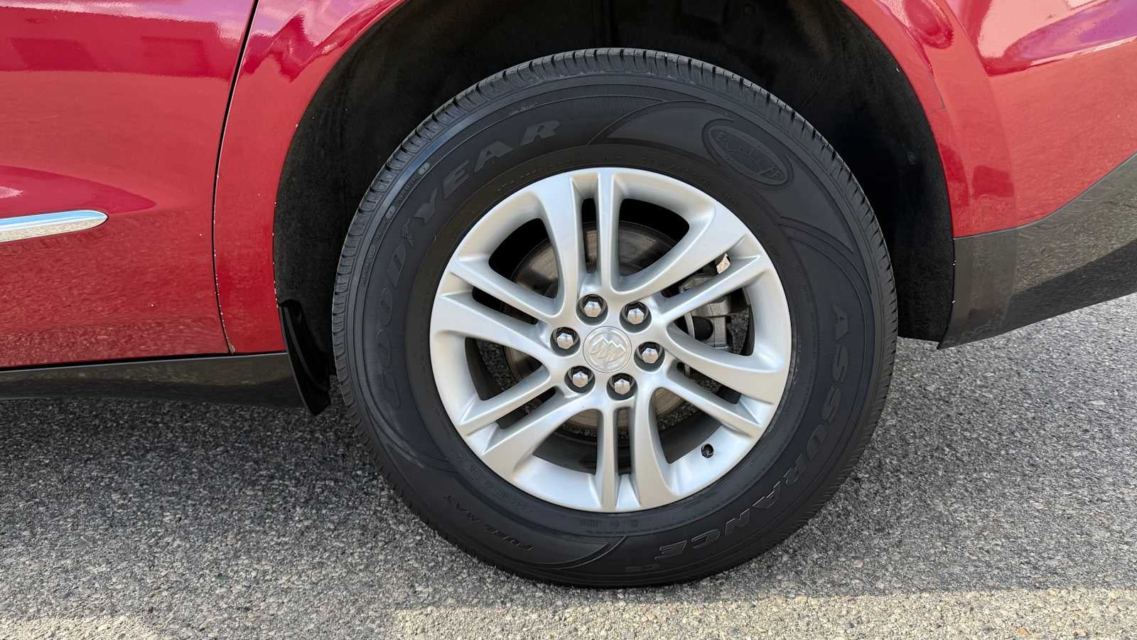 2020 Buick Enclave Essence