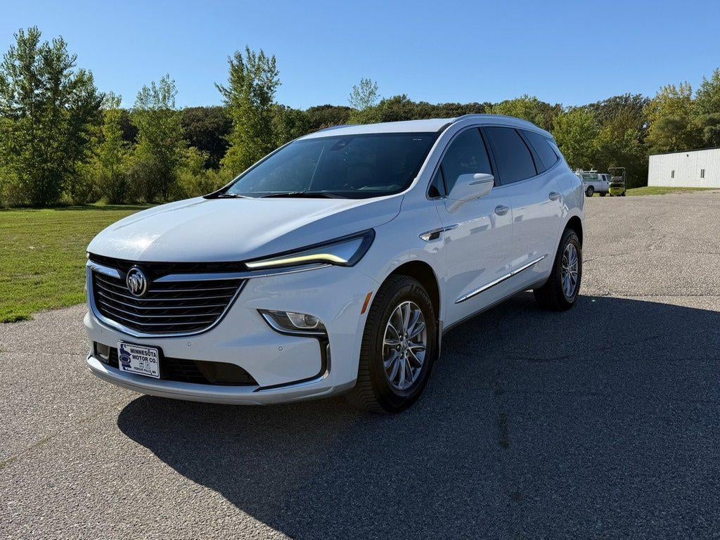 2023 Buick Enclave Essence