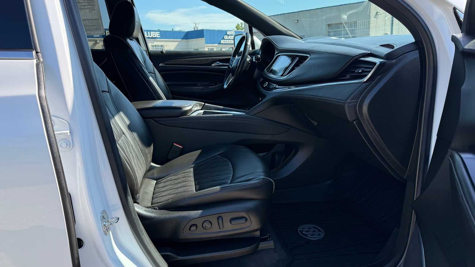 2022 Buick Enclave Avenir