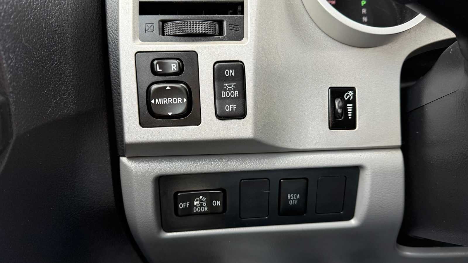 2008 Toyota Tundra 4WD Truck SR5