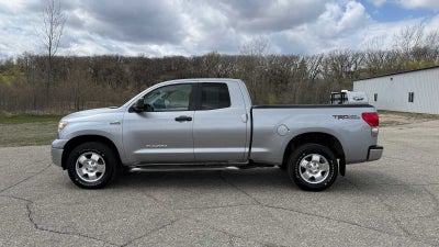 2008 Toyota Tundra 4WD Truck SR5