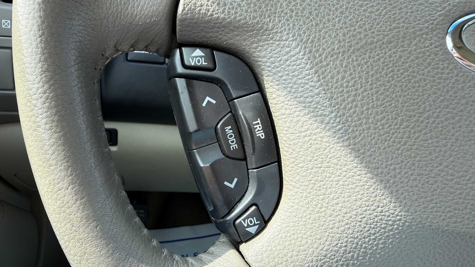 2003 INFINITI I35 Luxury