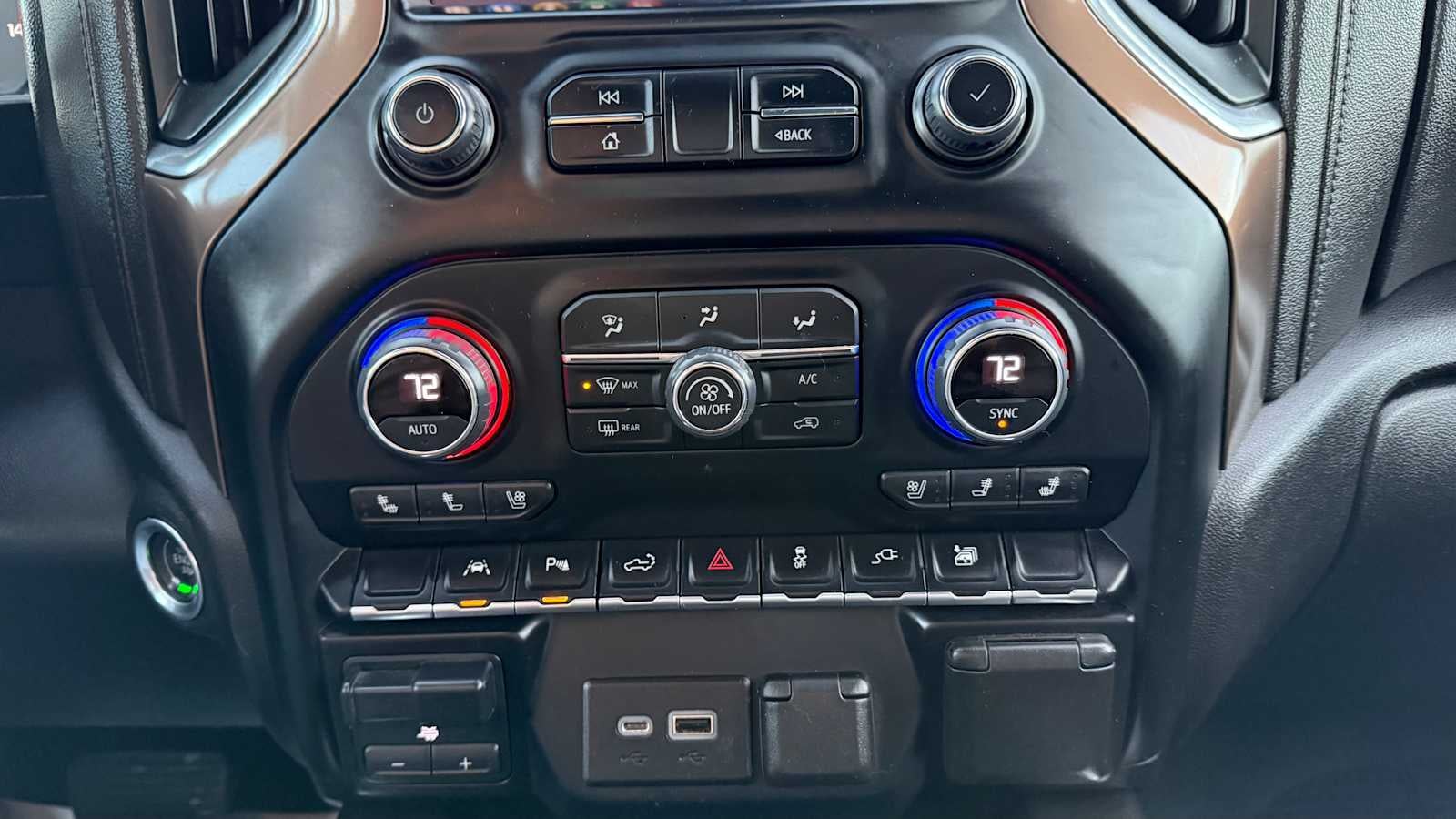 2022 Chevrolet Silverado 1500 LTD High Country