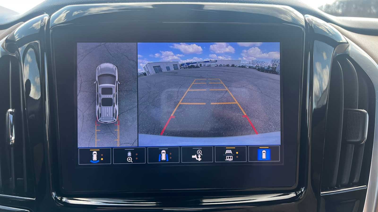 2022 Chevrolet Traverse Premier