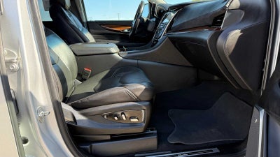 2018 Cadillac Escalade Luxury