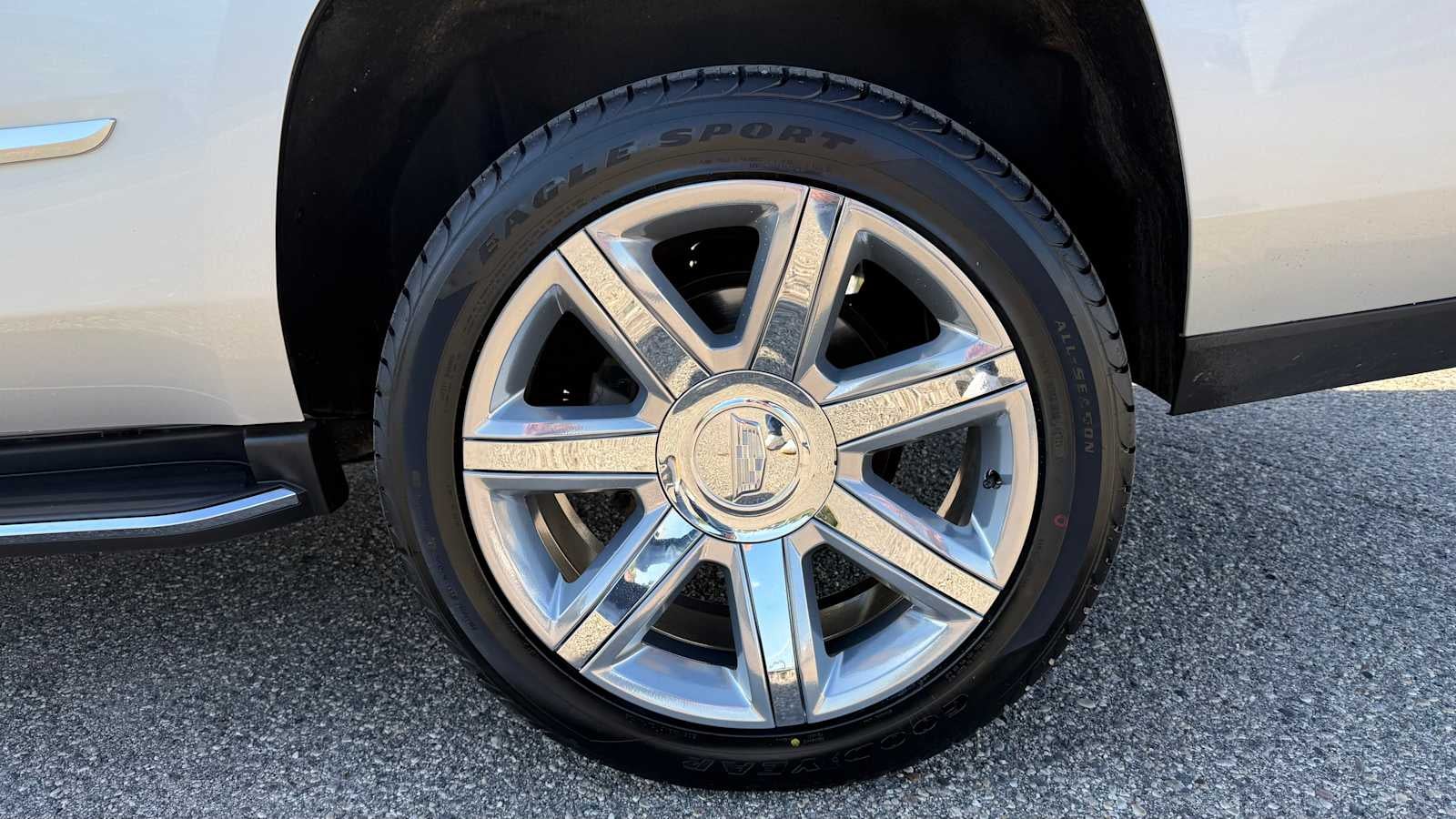 2018 Cadillac Escalade Luxury