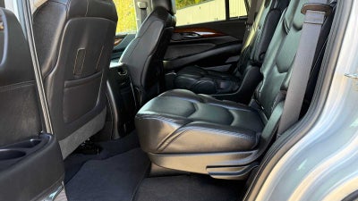 2018 Cadillac Escalade Luxury