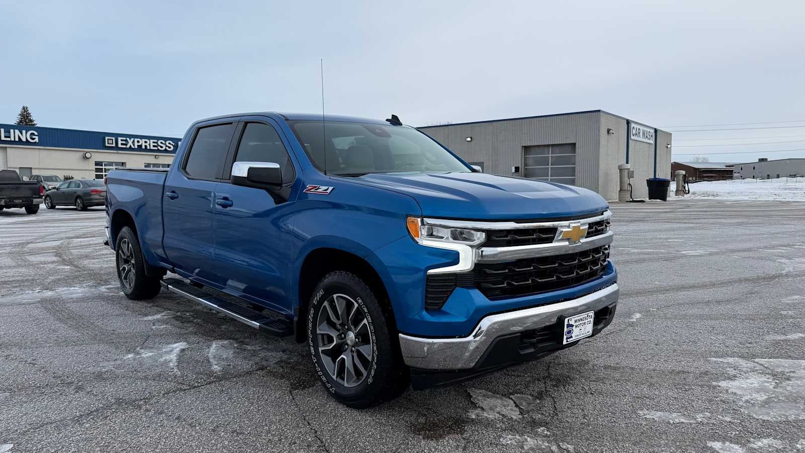 Used 2022 Chevrolet Silverado 1500 LT with VIN 3GCUDDED2NG593565 for sale in Fergus Falls, Minnesota