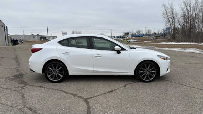 2018 Mazda Mazda3 4-Door Touring